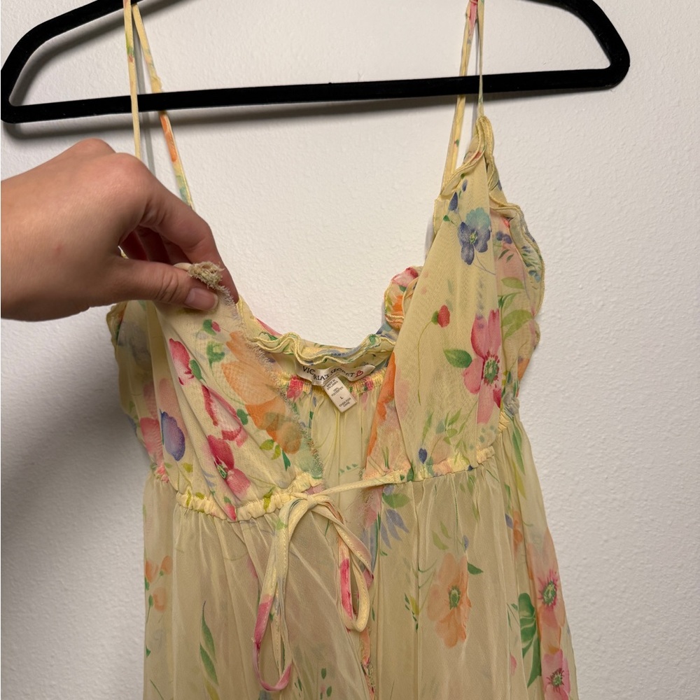 Victoria’s Secret yellow floral babydoll top - Picture 6 of 14